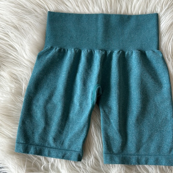 RPE Apparel seamless shorts - Picture 3 of 4